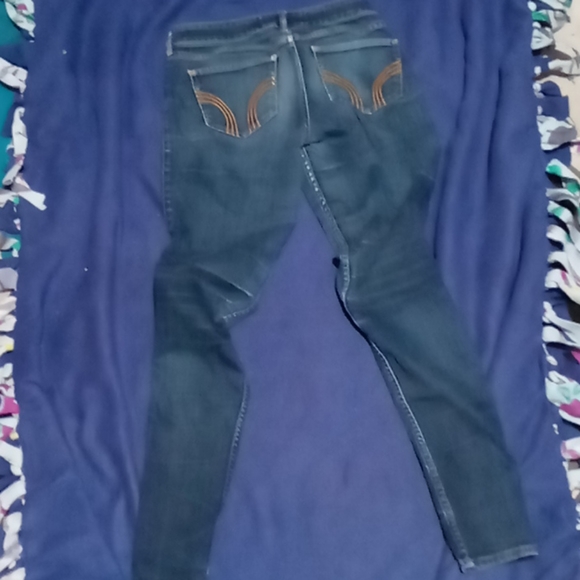 Jeans - Picture 2 of 2